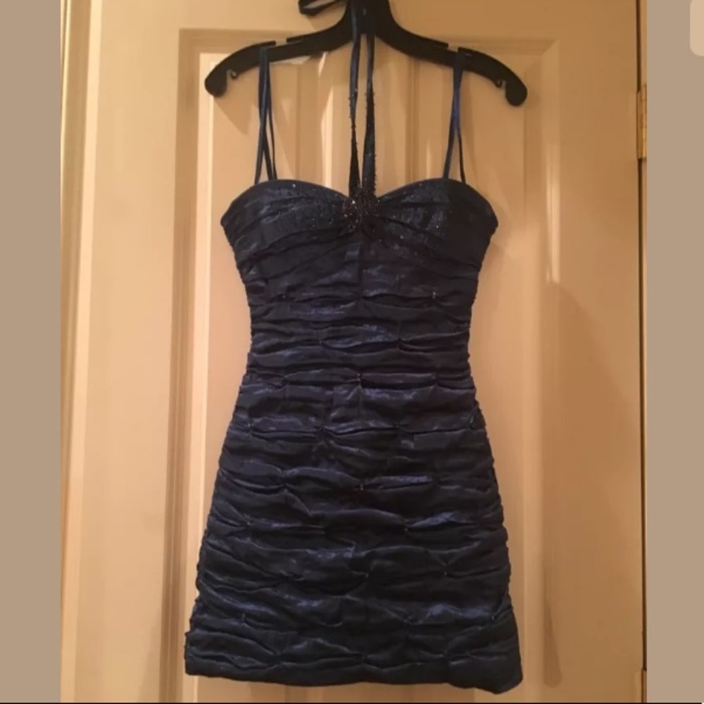 Bcbg maxazria navy beaded ruched dress size 0